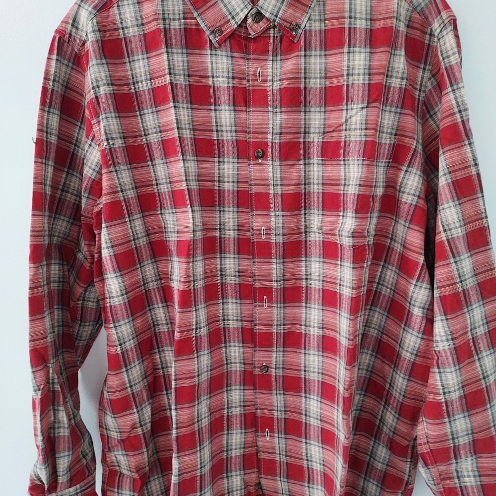 Faded Glory long sleeve button-up shirt.